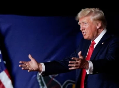 2024 debate takes a weird turn trump claims migrants are eating pets and internet reacts